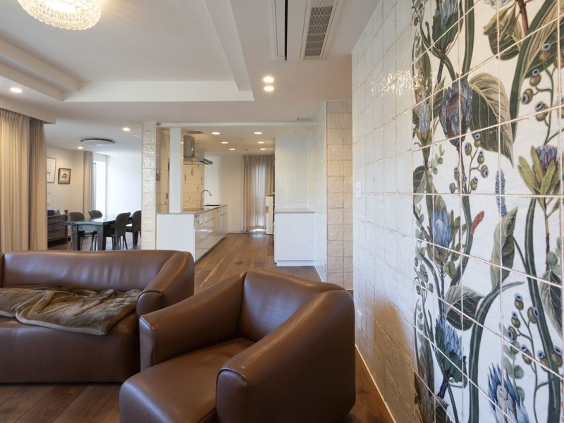 料理をしながらご夫婦で会話ができる温かい空間