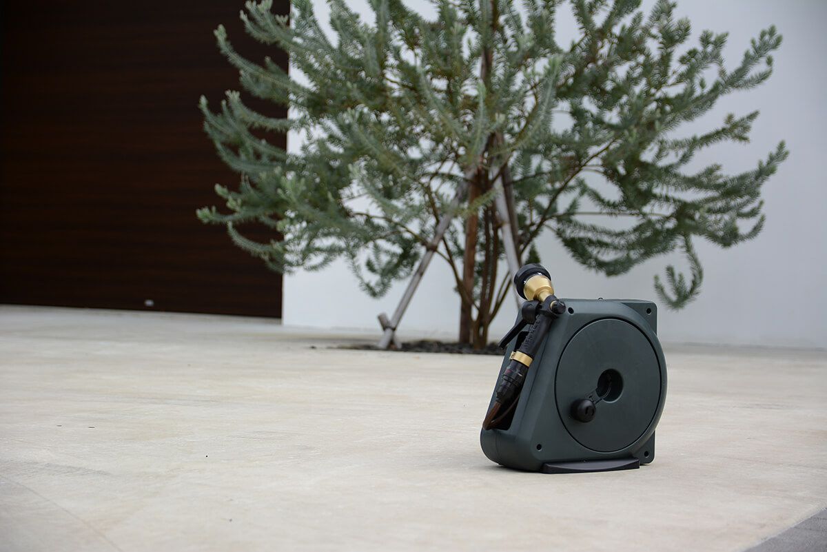 コンパクトガーデンリールII（カカオレッド）