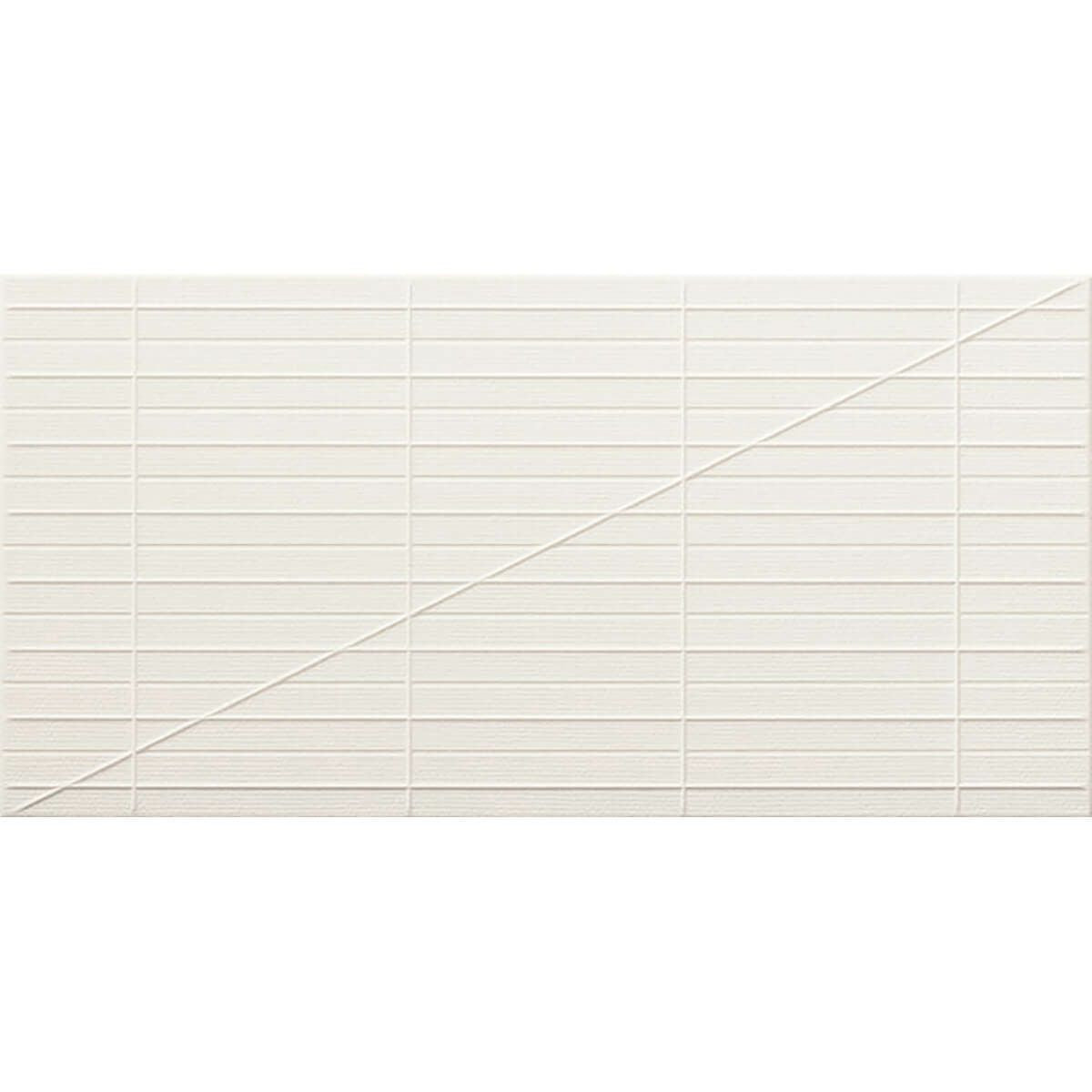 リネエ（ホワイト：レリーフC）  エコカラットプラス