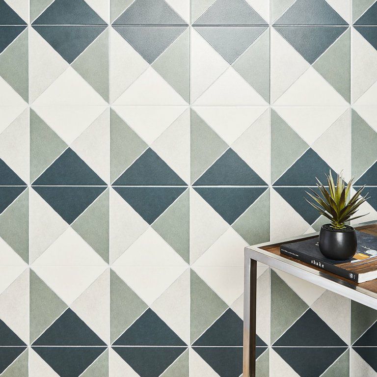 AUTEUR - アウトゥール