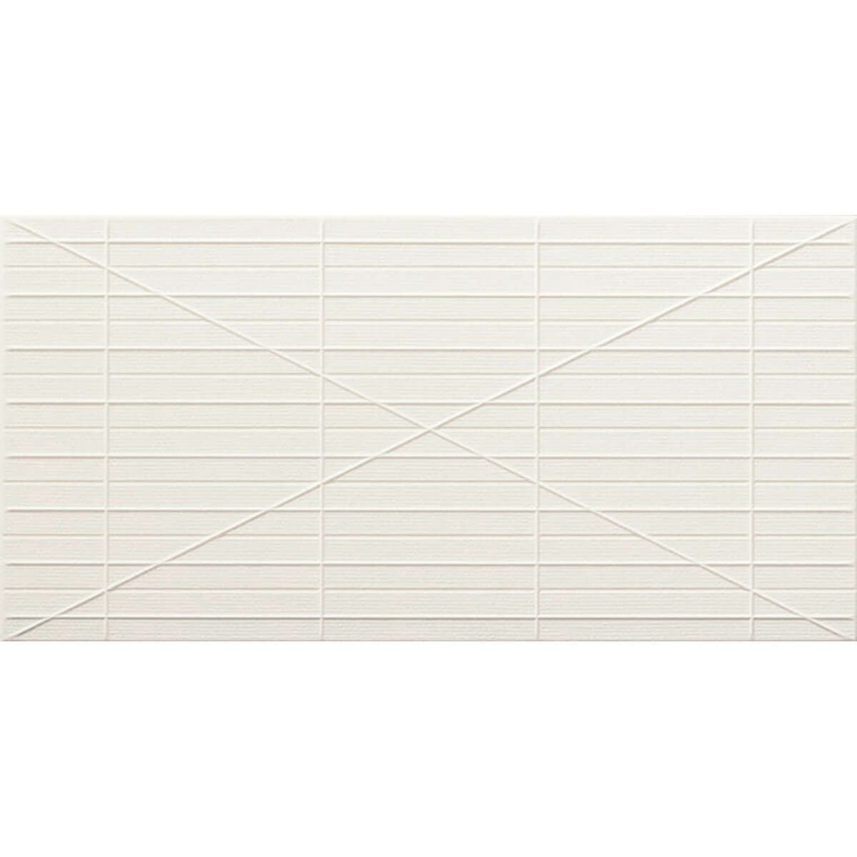 リネエ（ホワイト：レリーフA）  エコカラットプラス