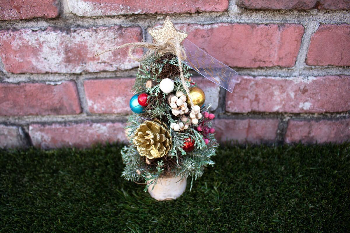 クリスマス雑貨 ナチュラルツリーオブジェS – ボウクス・タイルマーケット