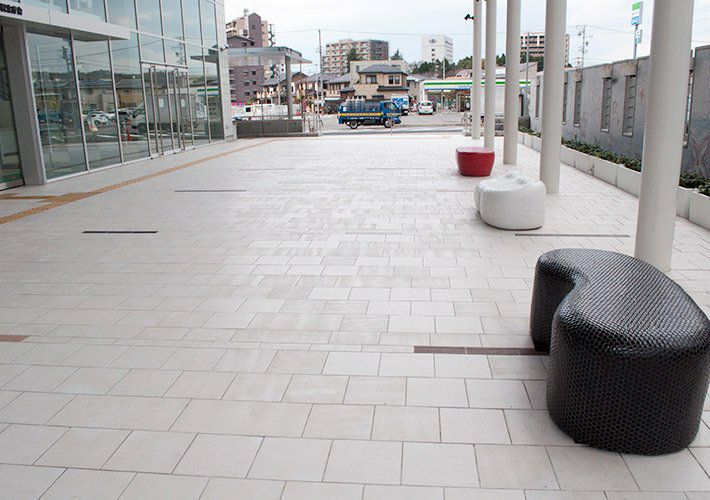 ジータ – ボウクス・タイルマーケット