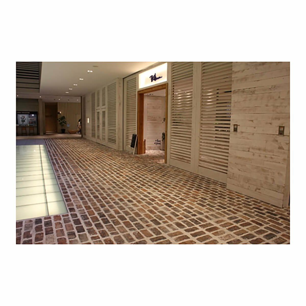 ケンジントンレッド