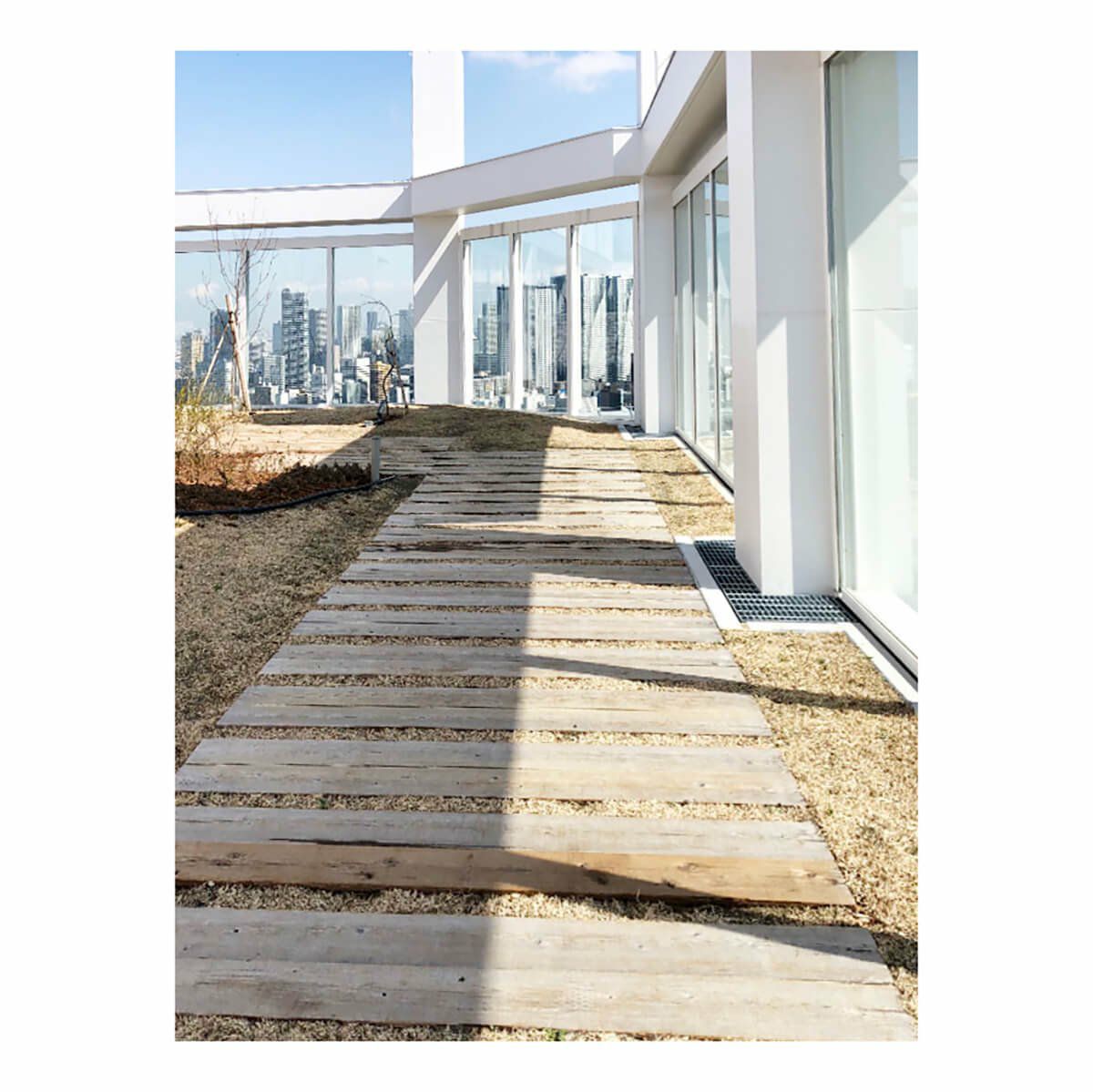 エステックウッド<br>ガーデン枕木（国産スギ）<br>160622075