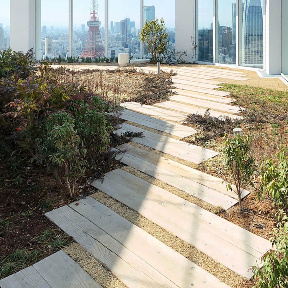 エステックウッド<br>ガーデン枕木（国産スギ）<br>160622075