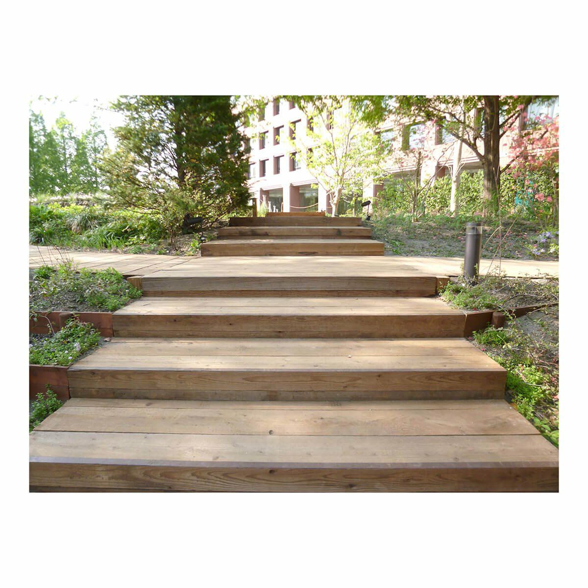 エステックウッド<br>ガーデン枕木（国産スギ）<br>160622075