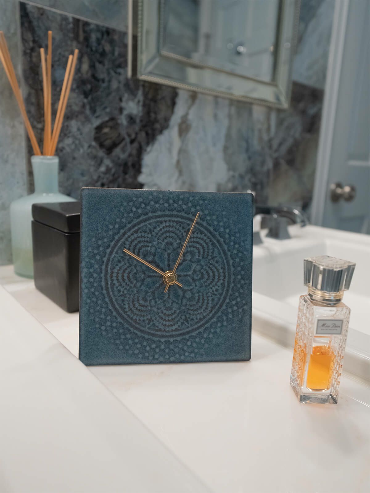 LACE TILE CLOCK  FOG-1RE ホワイト