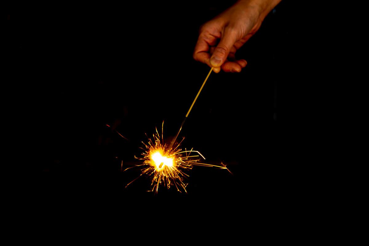 キャンピング花火  （手持ち花火 スパークラー 8本入）