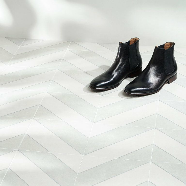 AUTEUR - アウトゥール