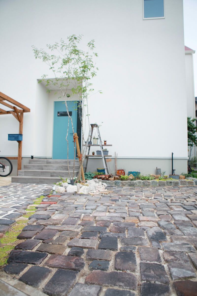 古煉瓦 黒 乱景