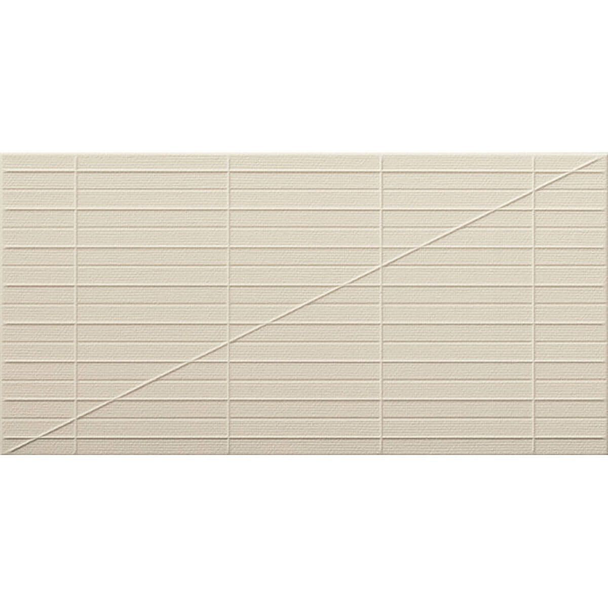 リネエ（ベージュ：レリーフC）  エコカラットプラス