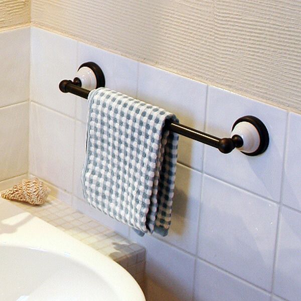 36 CE BK  タオルバー  640602