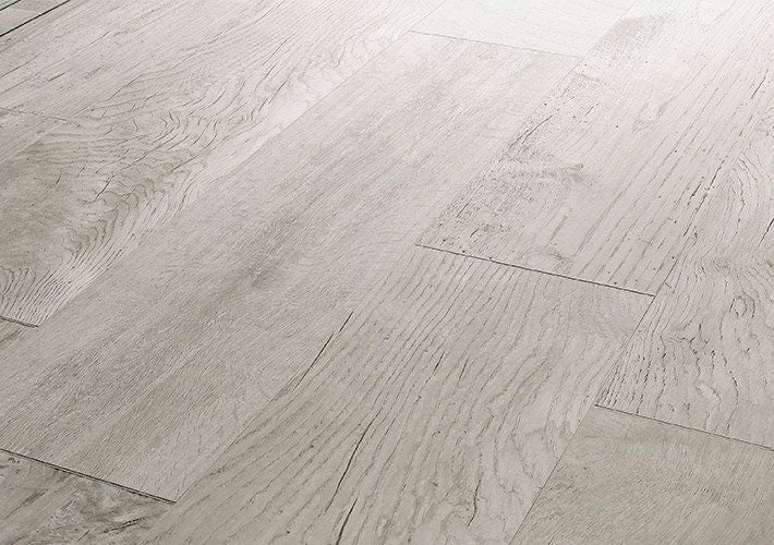 ［60％OFF］サルーン（グリッジョ）