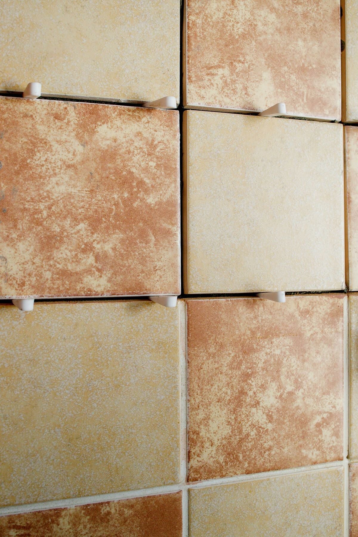 クサビ型（U字）タイルスペーサー（3mm）