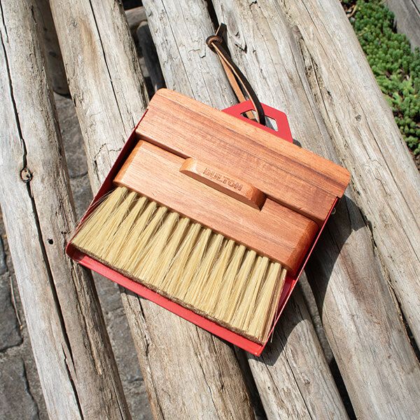 ダストパンアンドブラシ（卓上箒）  H21-0365RD