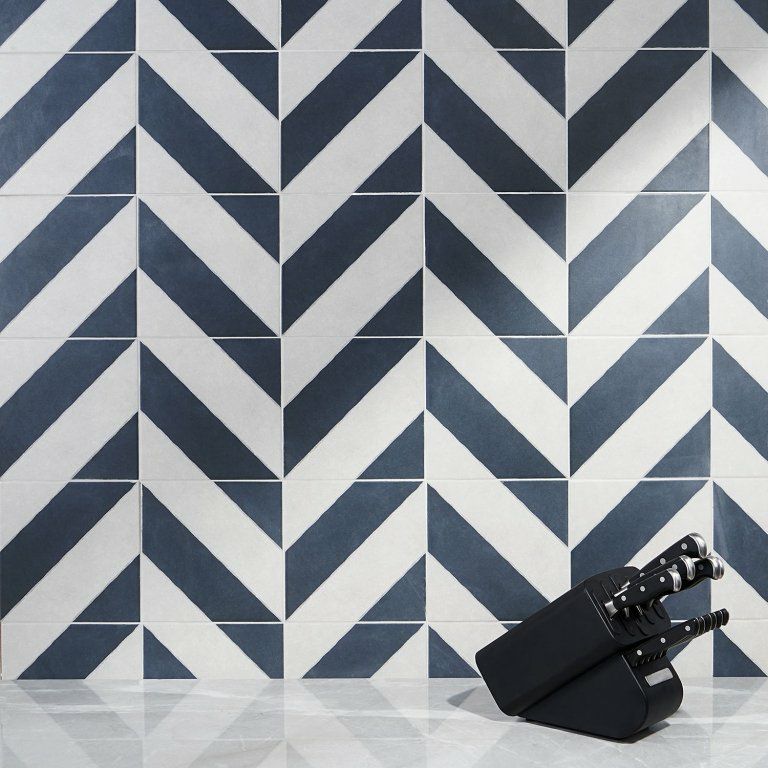 AUTEUR - アウトゥール