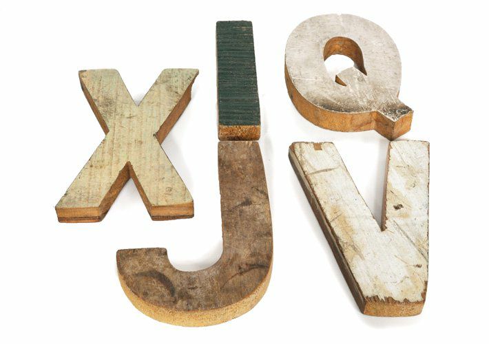 ウッドオーナメント・アルファベット<br>wood-V