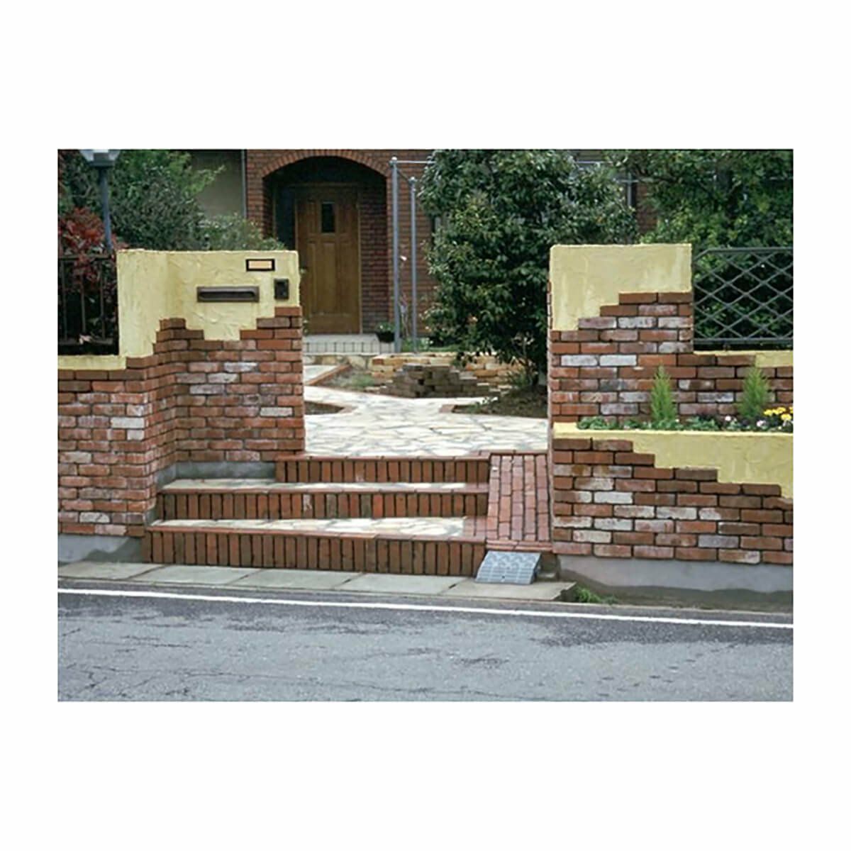 古煉瓦 赤 – ボウクス・タイルマーケット